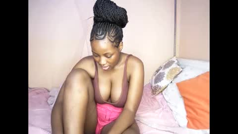 Snapshot of miss_worldfire chatting on 05/25/26, 08:26 miss_worldfire online show from 05/25/26, 08:26