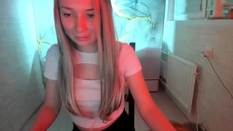 Snapshot of miss_you20 chatting on 12/16/24, 11:39 miss_you20 online show from 12/16/24, 11:39