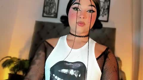 miss_zz online show from 03/23/26, 06:45