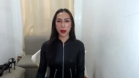Snapshot of missangelxxx chatting on 06/14/26, 04:03 missangelxxx online show from 06/14/26, 04:03