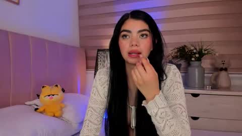 Ariadna Ruiz online show from 03/18/26, 12:30