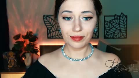 The divine Beverly online show from 01/20/25, 05:06