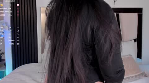 Bianca Torres online show from 12/18/24, 11:30