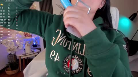 Bianca Torres online show from 12/27/24, 11:10