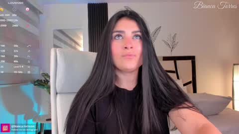 Bianca Torres online show from 02/26/25, 11:15