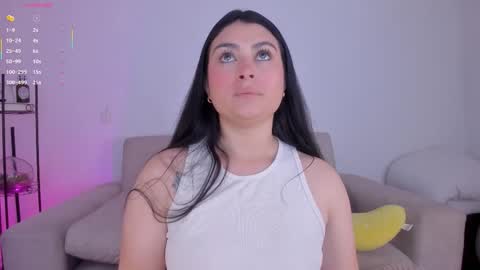 Bianca Torres online show from 11/14/25, 12:37