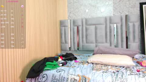 Miss Evelyn  online show from 09/28/25, 12:32