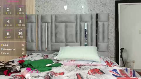 Miss Evelyn  online show from 10/24/25, 02:52