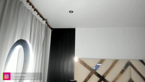 Sara Vanegas online show from 04/01/26, 12:06