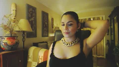 Snapshot of missbrownx chatting on 05/16/26, 05:48 Brownie -P online show from 05/16/26, 05:48