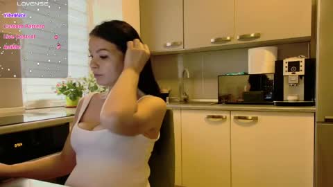 Snapshot of missbya chatting on 05/28/26, 04:54 missbya online show from 05/28/26, 04:54
