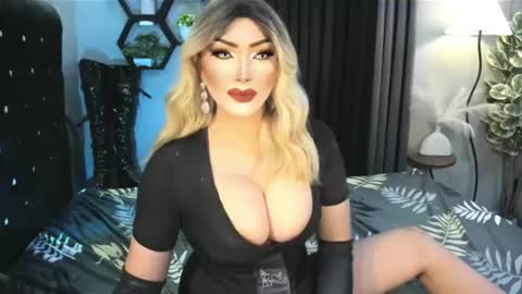 Snapshot of misschannel4sub chatting on 06/19/26, 06:23 PRIESTESS CHANNEL online show from 06/19/26, 06:23