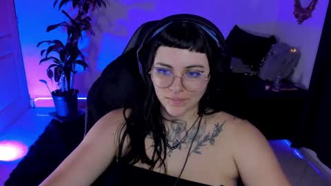 Missy Charlottte.  Hey remember to give me a thumbs up ty online show from 01/17/25, 10:22