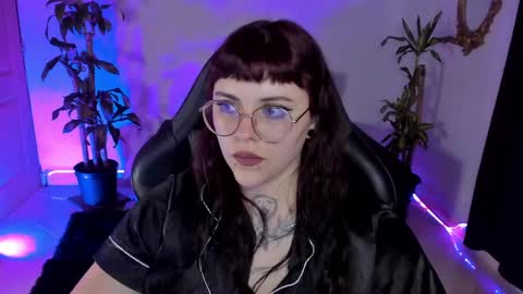 Missy Charlottte.  Hey remember to give me a thumbs up ty online show from 03/05/25, 07:38