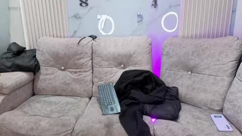 misscheelsee_as online show from 04/25/26, 02:47