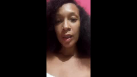 Snapshot of misscruzxz chatting on 05/06/26, 11:21 Donna di Diamanti online show from 05/06/26, 11:21