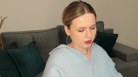 Snapshot of missdariross chatting on 01/31/25, 12:29 Miss Darina Ross online show from 01/31/25, 12:29