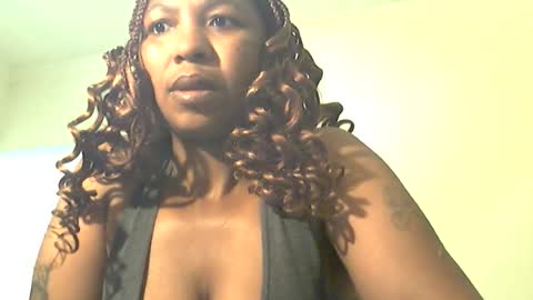 Snapshot of missdesirexx chatting on 07/22/26, 10:40 fiona online show from 07/22/26, 10:40