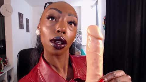 Emilie Diaz online show from 03/11/26, 05:19