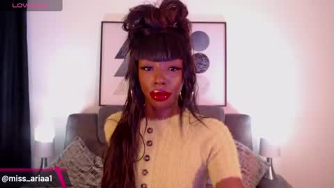 Snapshot of missemilie1 chatting on 06/16/26, 03:47 Emilie Diaz online show from 06/16/26, 03:47