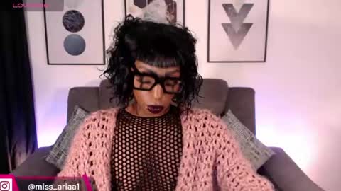 Snapshot of missemilie1 chatting on 07/03/26, 02:45 Emilie Diaz online show from 07/03/26, 02:45