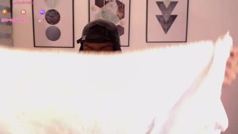 Snapshot of missemilie1 chatting on 07/29/26, 07:45 Emilie Diaz online show from 07/29/26, 07:45