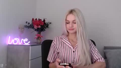 EMMA online show from 02/10/25, 09:15