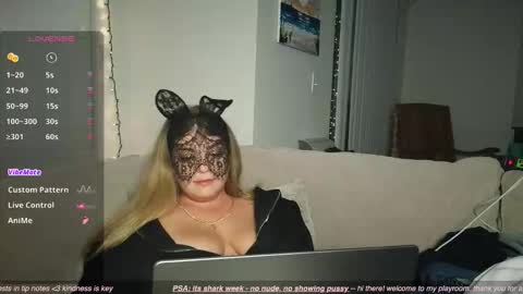 missemmbeex online show from 12/22/25, 03:03