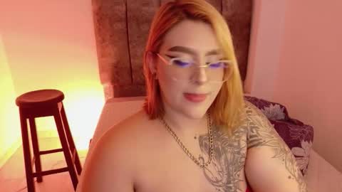 missevans_ online show from 01/09/26, 02:25