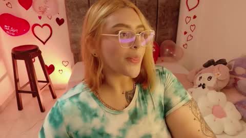 missevans_ online show from 02/07/26, 03:49