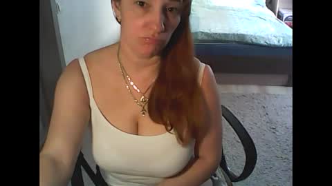 Snapshot of missie_lorrie chatting on 02/20/25, 07:01 Missie Lorrie online show from 02/20/25, 07:01