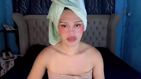 im your queen steffie online show from 03/26/26, 08:09