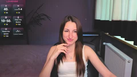 Snapshot of missis_sofiia chatting on 05/15/26, 11:50 Sofia online show from 05/15/26, 11:50