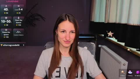 Snapshot of missis_sofiia chatting on 05/23/26, 12:09 Sofia online show from 05/23/26, 12:09