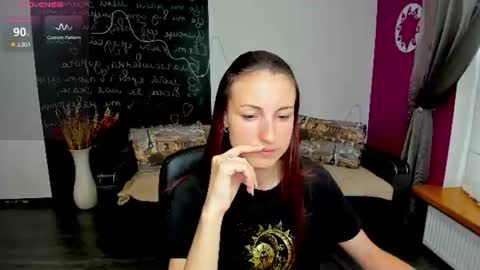 Snapshot of missis_sofiia chatting on 07/04/26, 12:00 Sofia online show from 07/04/26, 12:00