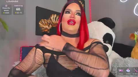 kassandra lazcano online show from 11/24/25, 12:43