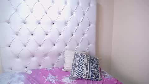 Danna online show from 11/21/25, 07:56