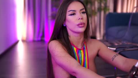 Snapshot of misskiarra chatting on 02/14/25, 08:21 misskiarra online show from 02/14/25, 08:21