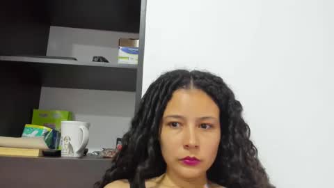 Rose online show from 10/11/25, 09:35