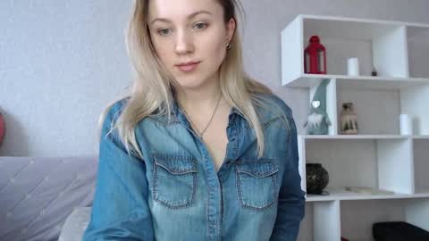 Snapshot of missliliian chatting on 02/11/25, 08:05 MissLi online show from 02/11/25, 08:05