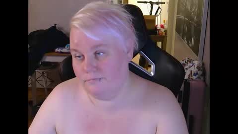 misslj90 online show from 06/01/26, 07:48