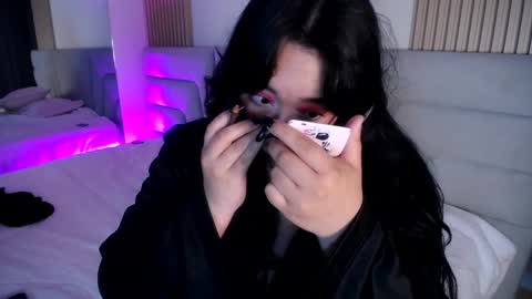 Miss Loise online show from 03/25/26, 08:20