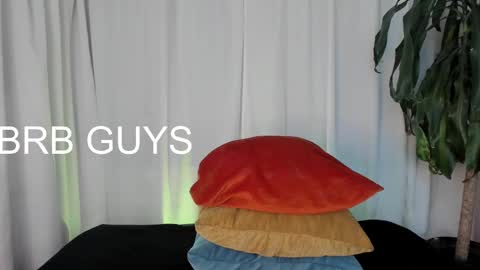 i am lyn online show from 02/18/25, 07:32