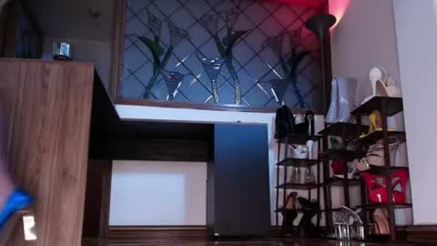 Im Valentina  online show from 07/18/26, 02:16
