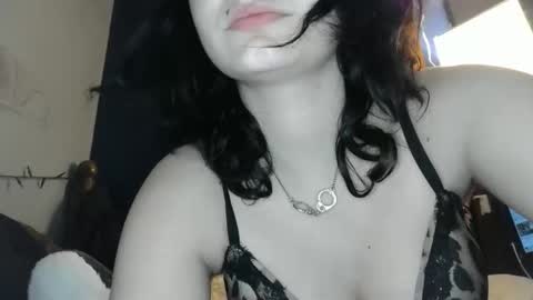 missmacabre666 online show from 05/07/26, 08:31