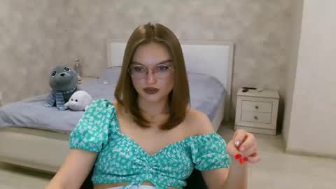 OneGoddess online show from 01/17/25, 09:28