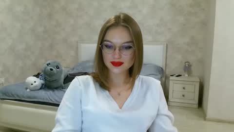 OneGoddess online show from 01/28/25, 10:01