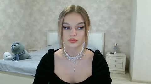 OneGoddess online show from 02/04/25, 01:16