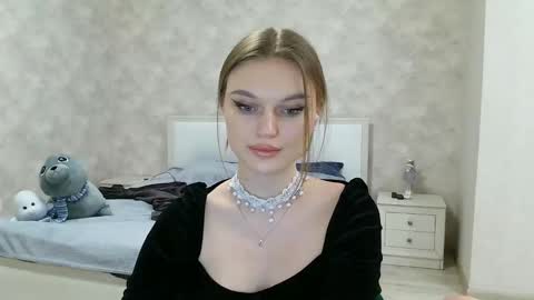 OneGoddess online show from 02/04/25, 04:39