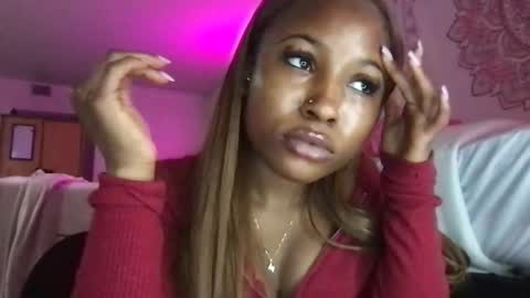 missmarimac online show from 01/18/26, 08:34